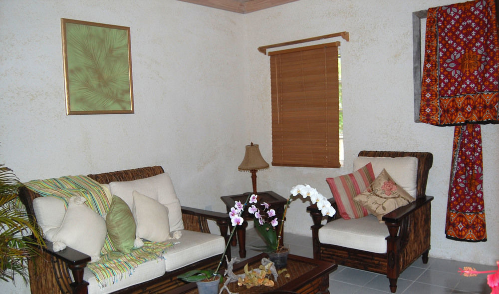 The Sugar Apple Lodging Dunmore Town Exterior photo